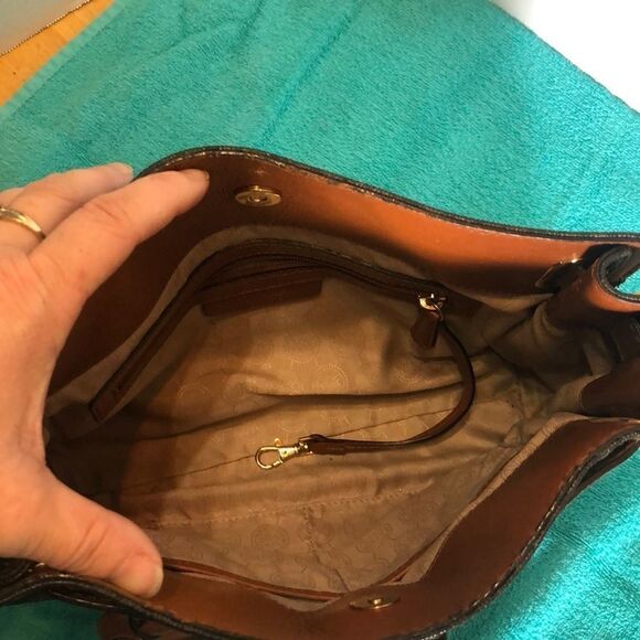 Michael Kors Bag   - Picture 4 of 6